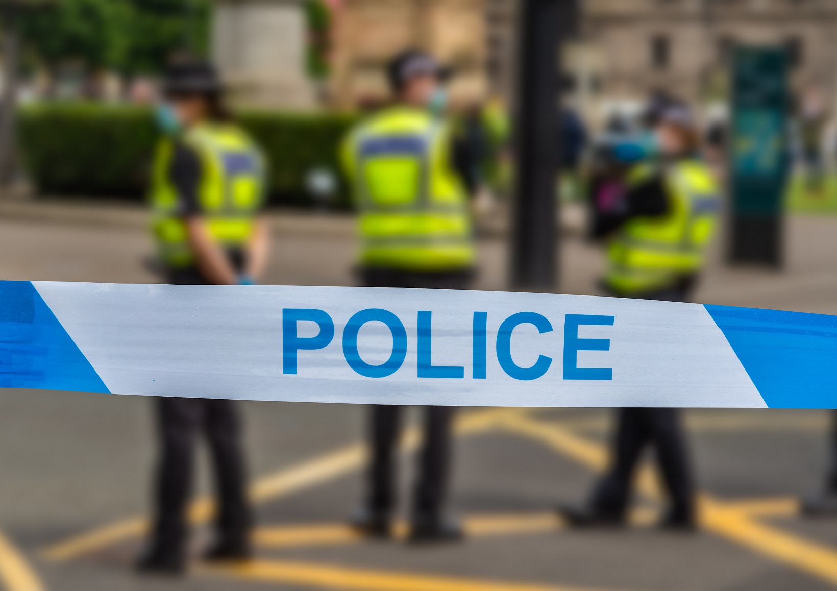 glasgow police at an incident ZACALBU новости Авиньон, исламизм, теракт, терроризм, Франция