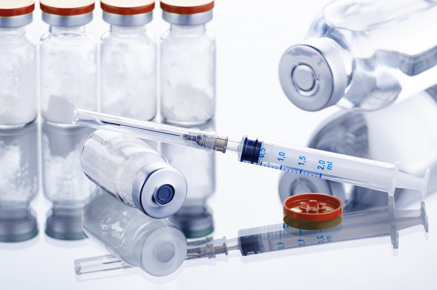 powdered drug in vial as vaccine dose flu shot Z5BLCXJ новости новости