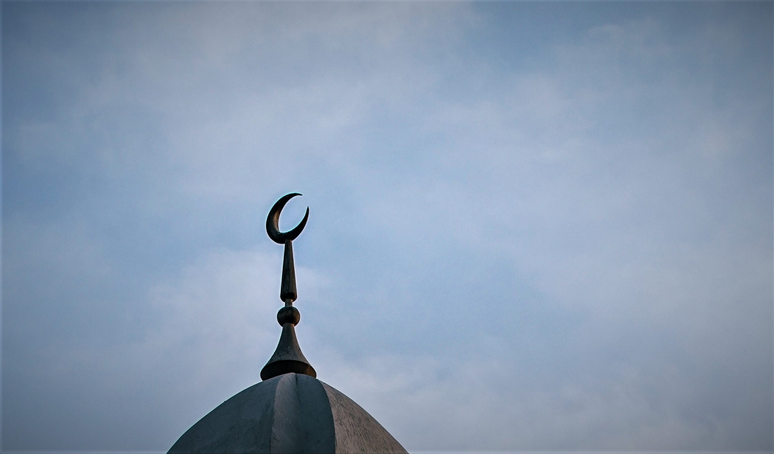 islamic mosque 5ZEY8CL scaled Грузинская Православная Церковь Грузинская Православная Церковь