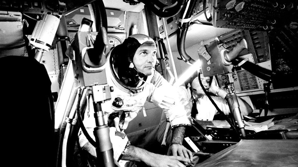 Майкл Коллинз: "Я бы предпочел пройтись по Луне, но в тот момент разница казалась незначительной" 31 118332253 gettyimages 1143131415 Новости BBC Новости BBC