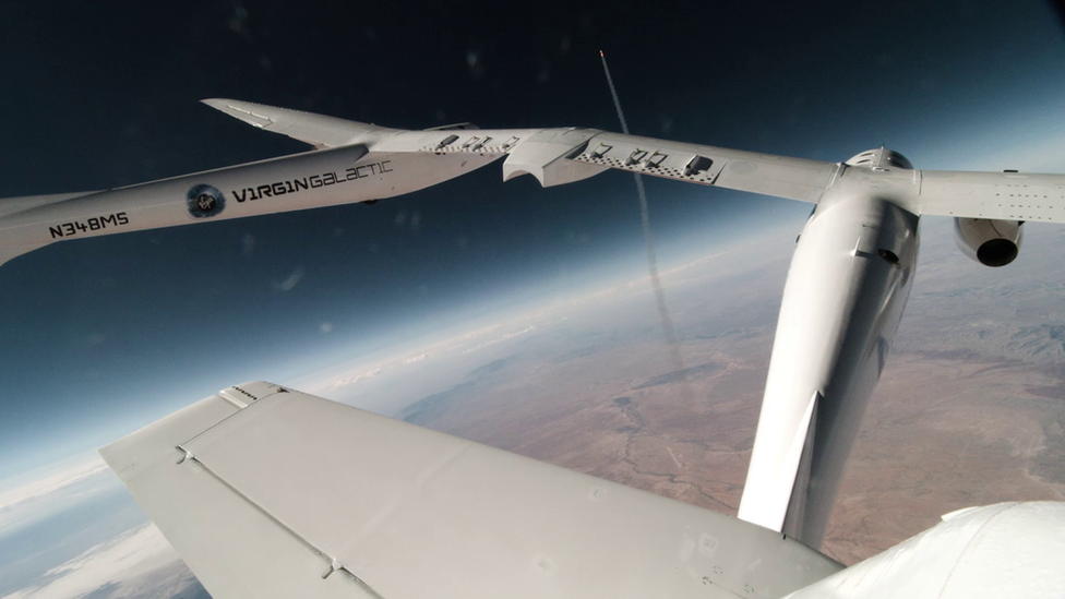 118618555 vlcsnap 2021 05 22 18h30m43s328 Новости BBC Virgin Galactic, космический туризм, космос