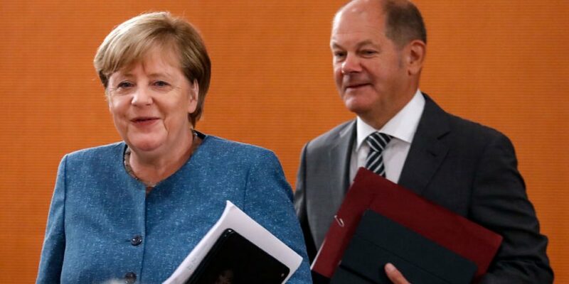 120711193 scholz merkel getty Новости BBC Олаф Шольц