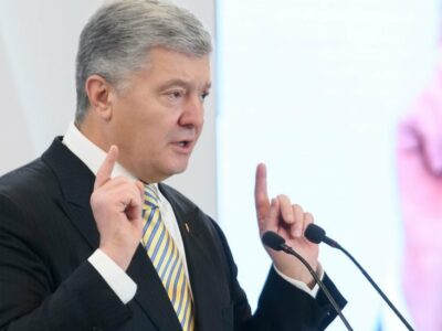 122365025 e8b5b6dc 3bff 4207 89c6 d6301232c37f Новости BBC Петр Порошенко, украина