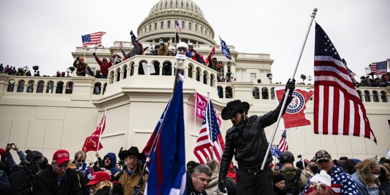 122595309 gettyimages 1230454306 Новости BBC сша, штурм Капитолия