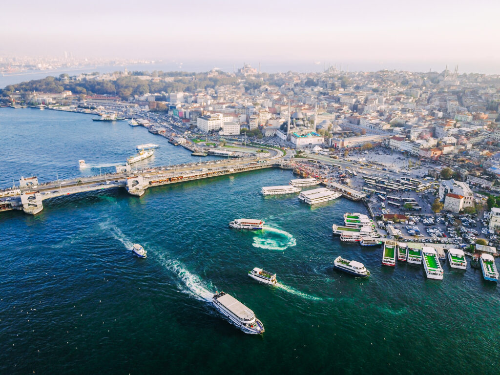 galata bridge aerial photography 2021 08 26 17 18 05 utc новости Босфор, война в Украине, Грузия-Украина, Россия, Турция, украина