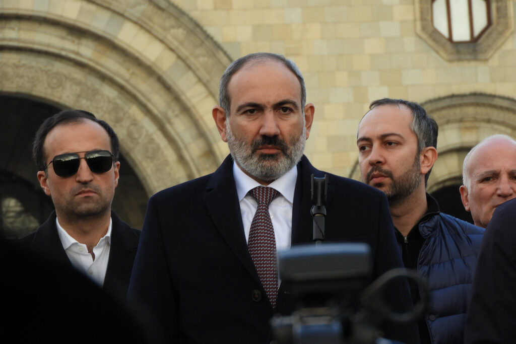 nikol pashinyan at protest 25 2 21 1024x683 1 новости война в Карабахе, Карабах, Никол Пашинян