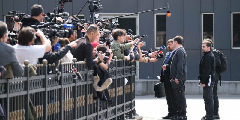 124304556 gettyimages 1388383544 Новости BBC Владимир Зеленский, Владимир Путин, война в Украине, Россия, украина