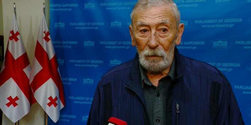 Кикабидзе призвал Иванишвили освободить Саакашвили 1 vakhtang kikabidze 879 новости Бидзина Иванишвили, Вахтанг Кикабидзе, Михаил Саакашвили