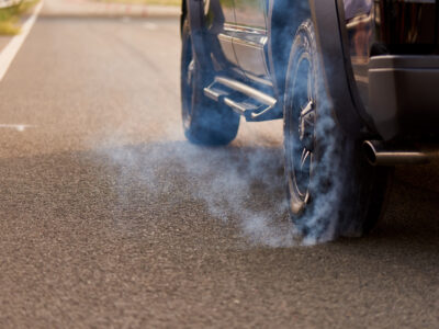 close up of a car wheel in smoke on the highway 2022 01 31 05 12 15 utc новости МВД Грузии