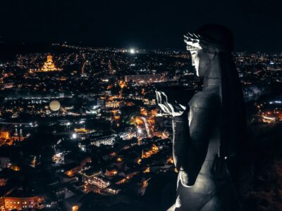 night view of tbilisi 2022 09 11 16 43 08 utc Грузия-Украина Грузия-Украина