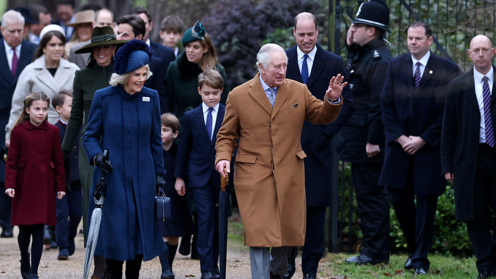 128123597 royalfamilysandringham Новости BBC Карл III, Рождество