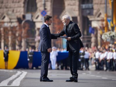 president took part in the festive parade of troops on the occasion of the 30th anniversary of ukraines independence. 51716328813 Вахтанг Кикабидзе Вахтанг Кикабидзе