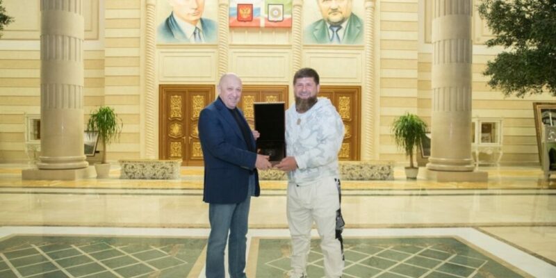 kadyrov prigozhin 20 02 2023 1 1024x682 1 новости OC Media, Евгений Пригожин, Рамзан Кадыров, ЧВК Вагнер