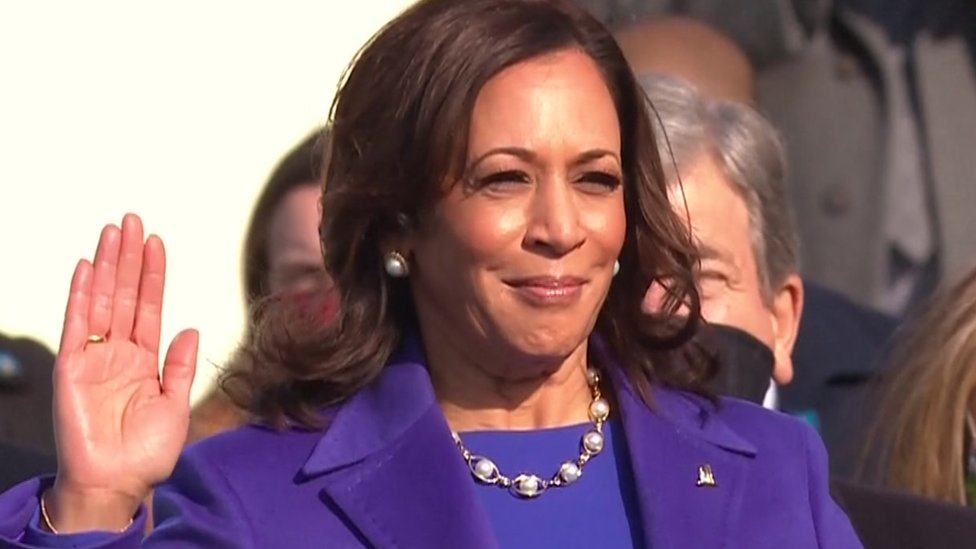 Kamala Harris taking the oath