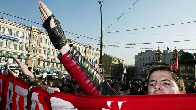 демонстрация в День национального единства, ноябрь 2005 г.)