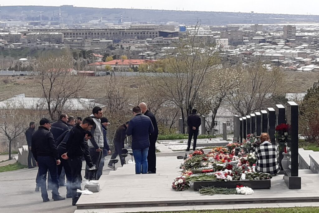 yerablur cemetery 2021 22 03 23 1024x683 1 новости OC Media, Азербайджан-Армения, Ильхам Алиев, Нагорный Карабах, Никол Пашинян