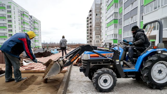 Мариуполь. Благоустройство территории нового жилого комплекса.