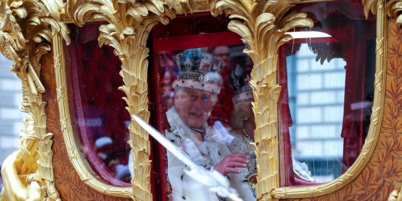 coronation of charles iii and camilla coronation procession 02 новости Грузия-Великобритания, Карл III