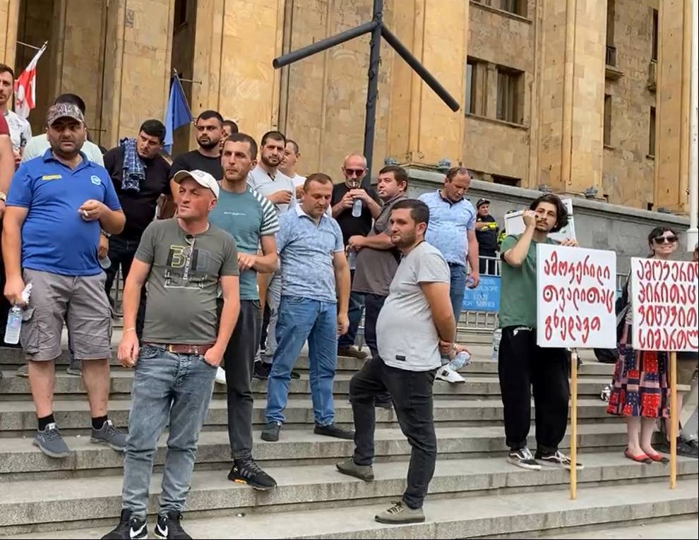 shaxteri gorniaki tbilisi protesta akcia новости Georgian Manganese, акция протеста, горняки, протесты в Тбилиси, Чиатура, шахтеры