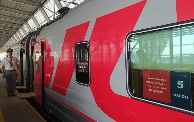 poezd sochi abxazia новости Абхазия, оккупированные территории Грузии, пассажирские перевозки, поезда, самолет, Сочи, туристический маршрут