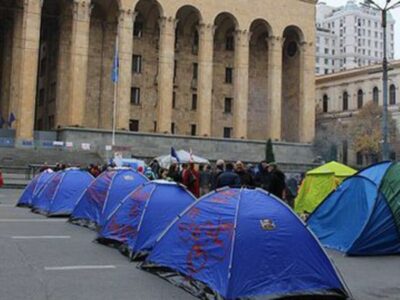 palatki parlament новости «палаточный закон», Мамука Мдинарадзе, СГБ Грузии, статус кандидата ЕС