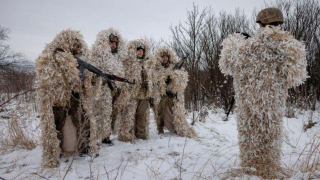Перемирие, консолидация ресурсов, сражение за Крым? Западные аналитики о сценариях войны в Украине в 2024 году 4 Солдаты