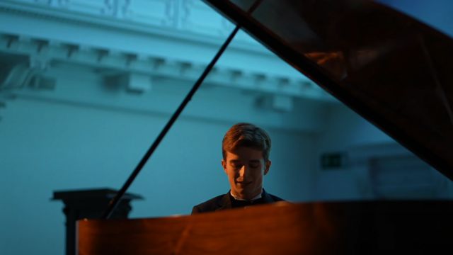 Итальянский пианист и блогер Лоренцо Баньяти о жизни в России — и о том, как ему удается оставаться вне политики 6 Лоренцо Баньяти