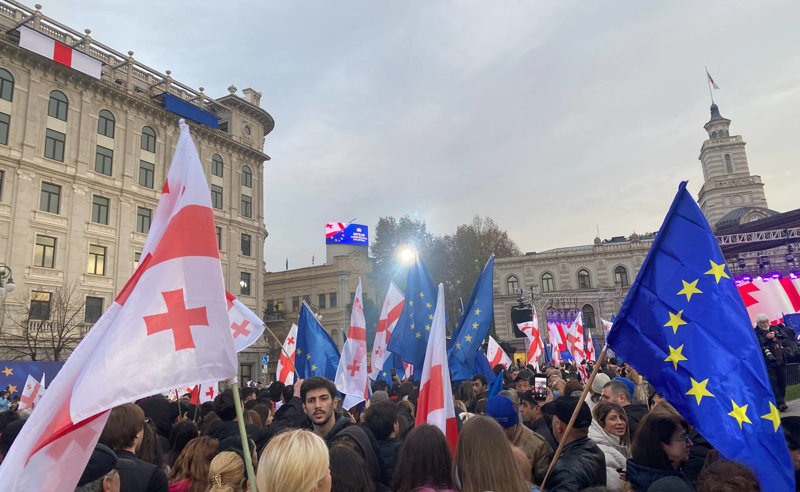 prazdnovanie новости Грузинская мечта, Грузия-Евросоюз, оппозиция, парламент Грузии, праздник, статус кандидата ЕС