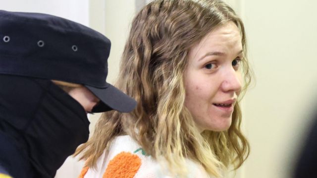 Дарью Трепову приговорили к 27 годам колонии по делу о гибели «военкора» Владлена Татарского 1 6d2037a0 bb80 11ee b3eb 7532602bde54 BBC News Русская служба Дарья Трепова