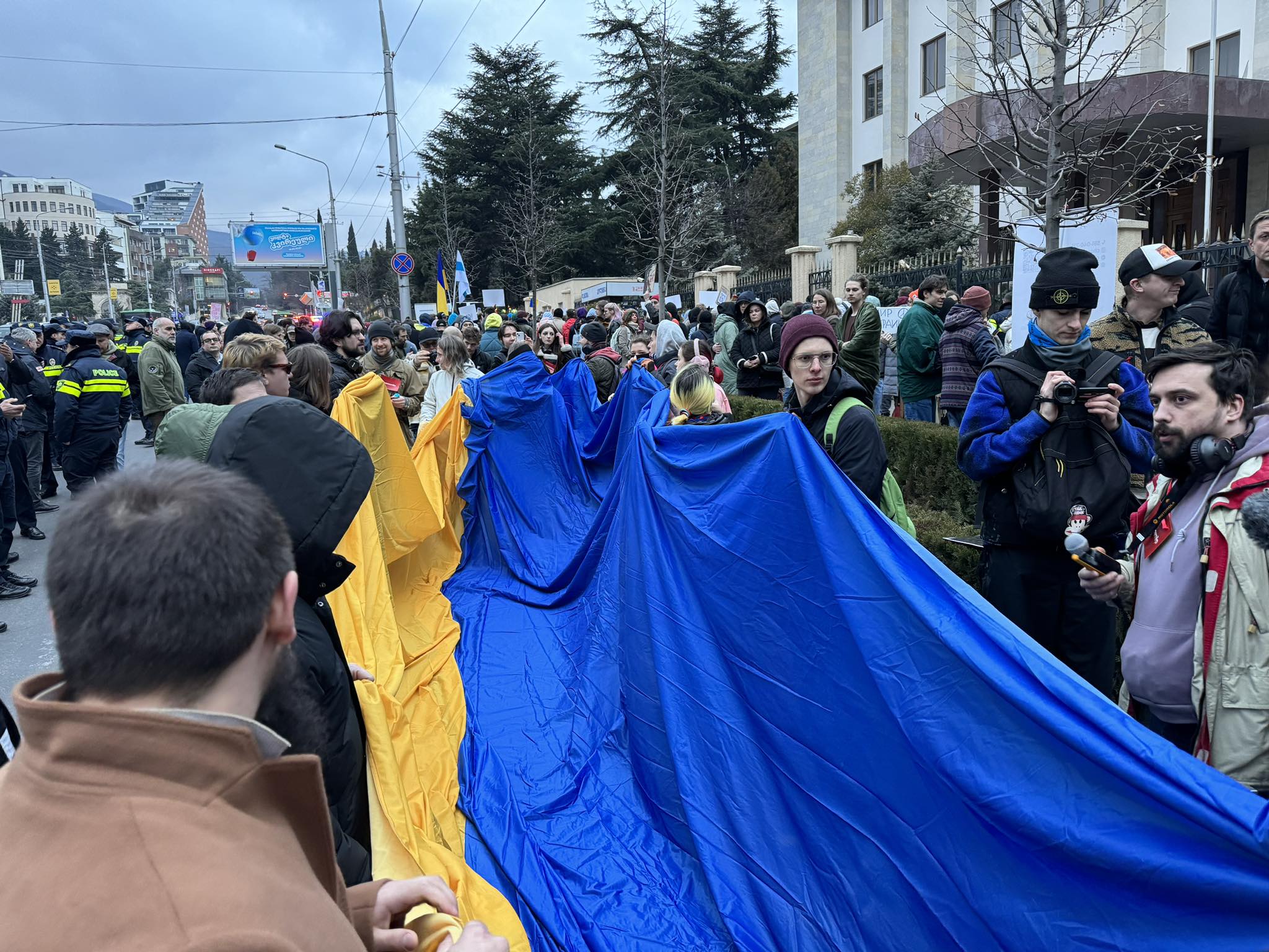 423541936 716409240600027 7975985831801510006 n новости Алексей Навальный, война в Украине, митинг