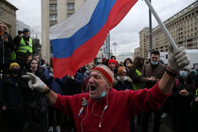 Один из демонстрантов в Москве