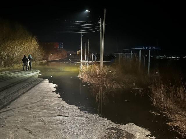 Вода поступает в Старый город