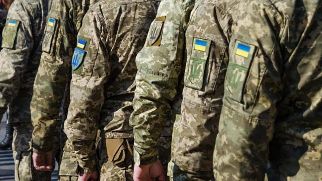 украинские военные