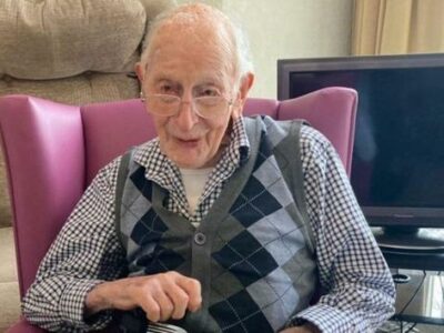 111-летний британец — теперь самый старый мужчина на свете 15 9f99be30 f38f 11ee a9f7 4d961743aa47 BBC News Русская служба BBC News Русская служба