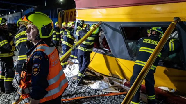 b7a3c120 23e5 11ef af4d 8dad44b09ce4.jpg BBC News Русская служба авария, пассажирский поезд