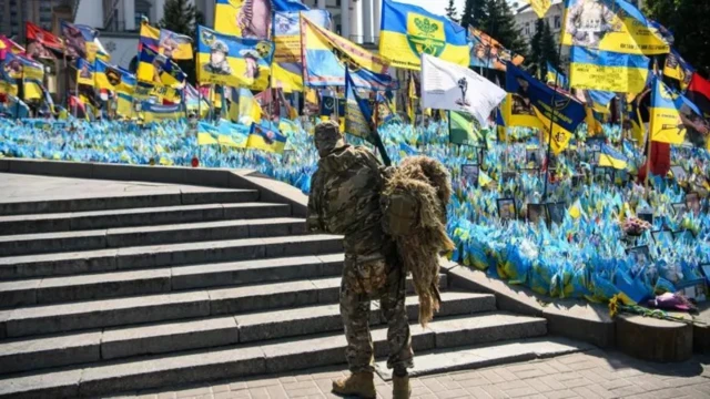 «Мой сын всегда сможет вернуться»: почему уезжают 17-летние украинцы и грозит ли Украине потерянное поколение 3 Украинский военнослужащий