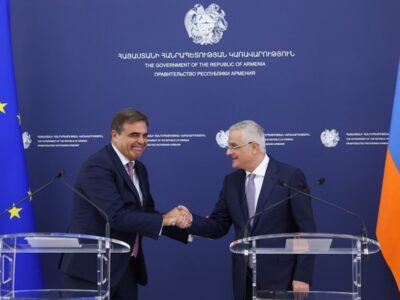 margaritis schinas and mher grigoryan 9.9.24 1024x730 1 новости новости