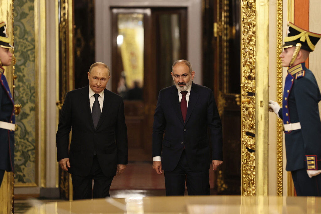 pashinian putin новости OC Media, Армения-Иран, Армения-Россия, Владимир Путин, Нагорный Карабах, Никол Пашинян