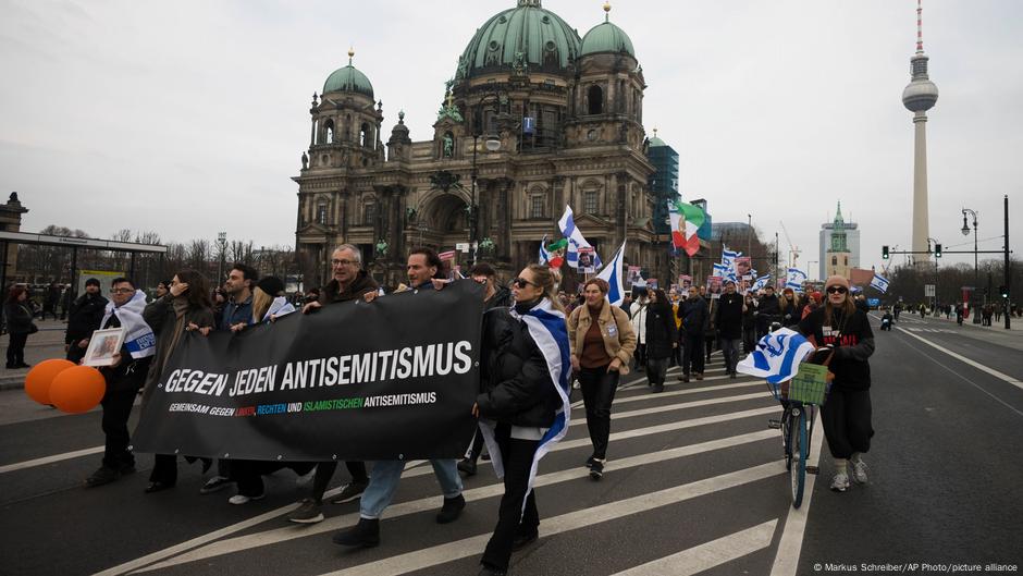 70908034 403 Deutsche Welle антисемитизм