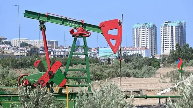 Добыча нефти в Азербайджане