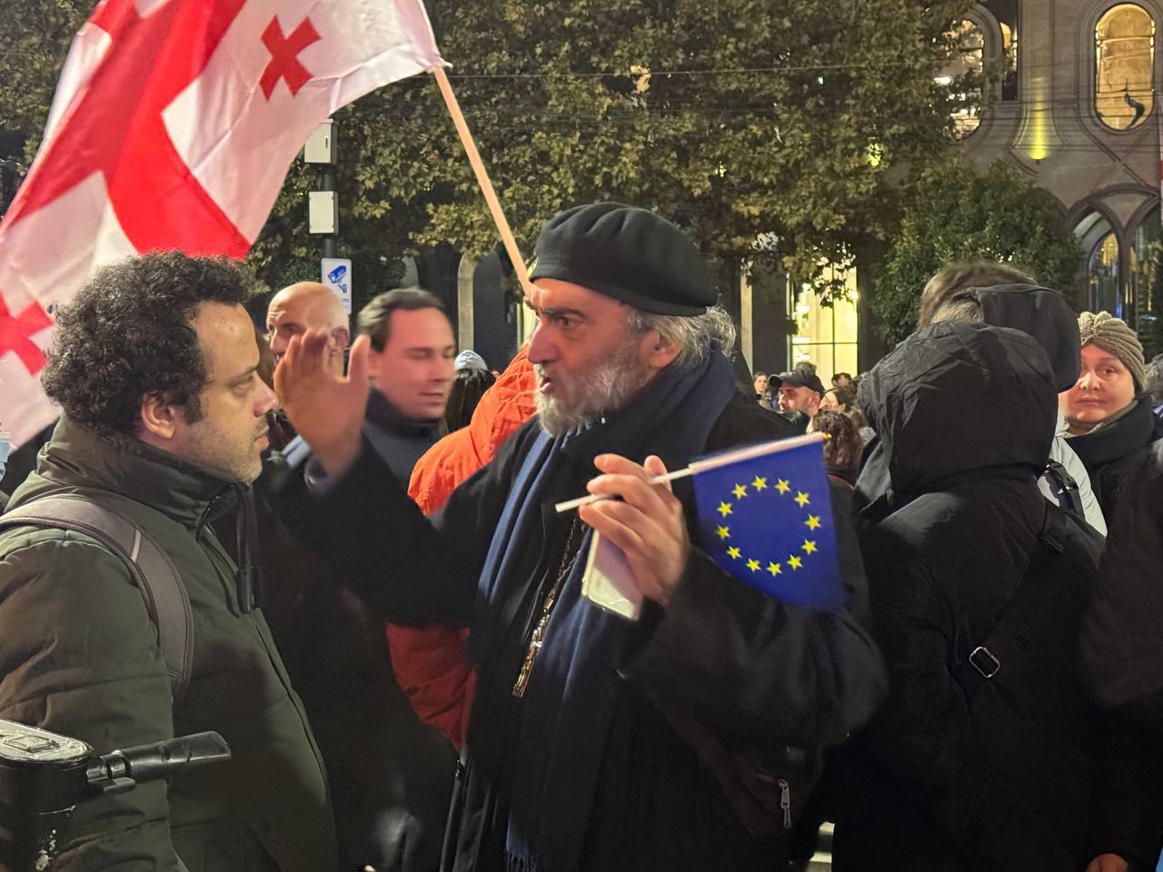 photo 2024 11 11 20 27 33 новости "Мы - Европа!", акция протеста в тбилиси, Грузия-ЕС, оппозиция Грузии