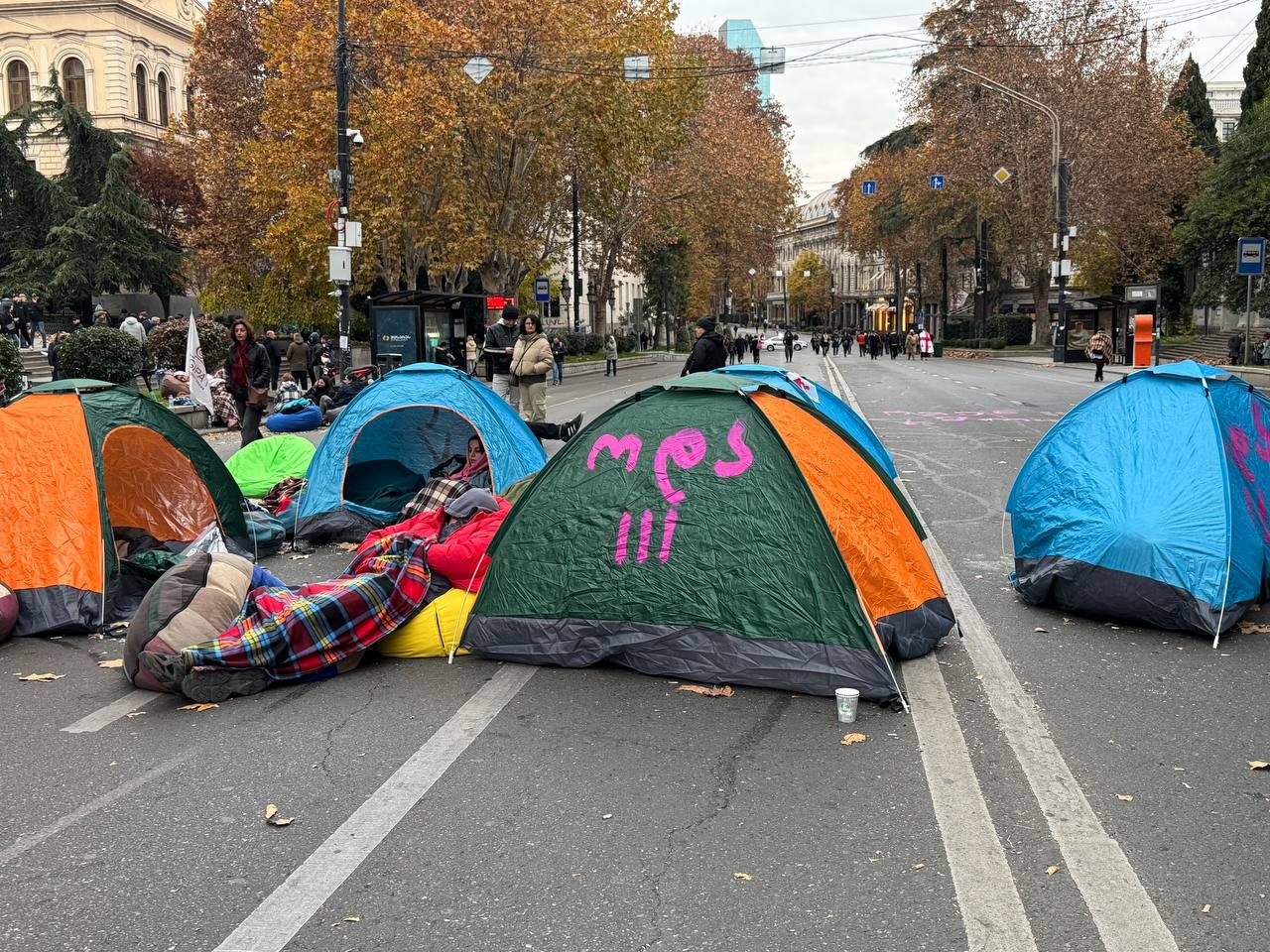 photo 2024 11 25 09 37 54 новости акция протеста в тбилиси, водометы, парламент XI созыва, парламент Грузии