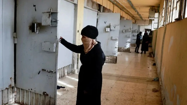 c0c924e0 b88a 11ef a2ca e99d0c9a24e3.png BBC News Русская служба повстанцы, сирия
