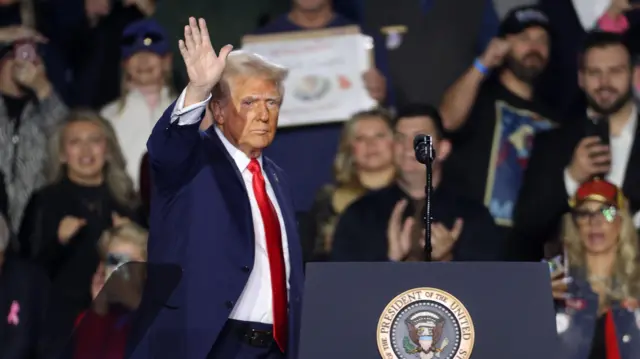 00e7cd10 dd9d 11ef 926a cbf3c346618d.jpg Новости BBC Дональд Трамп