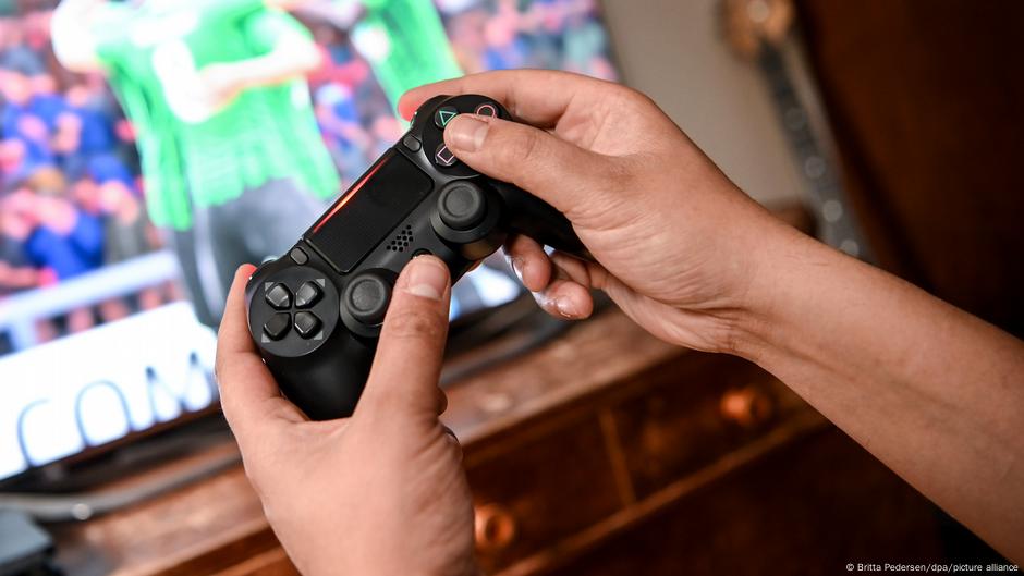 55903874 403 Deutsche Welle PlayStation, Xbox