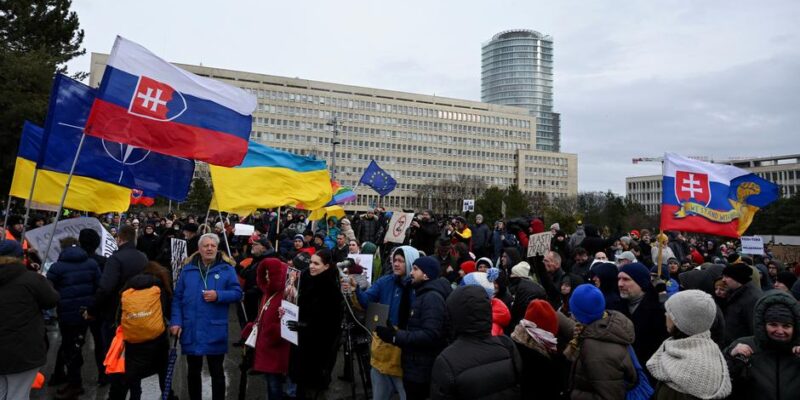 71147027 403 Deutsche Welle Словакия