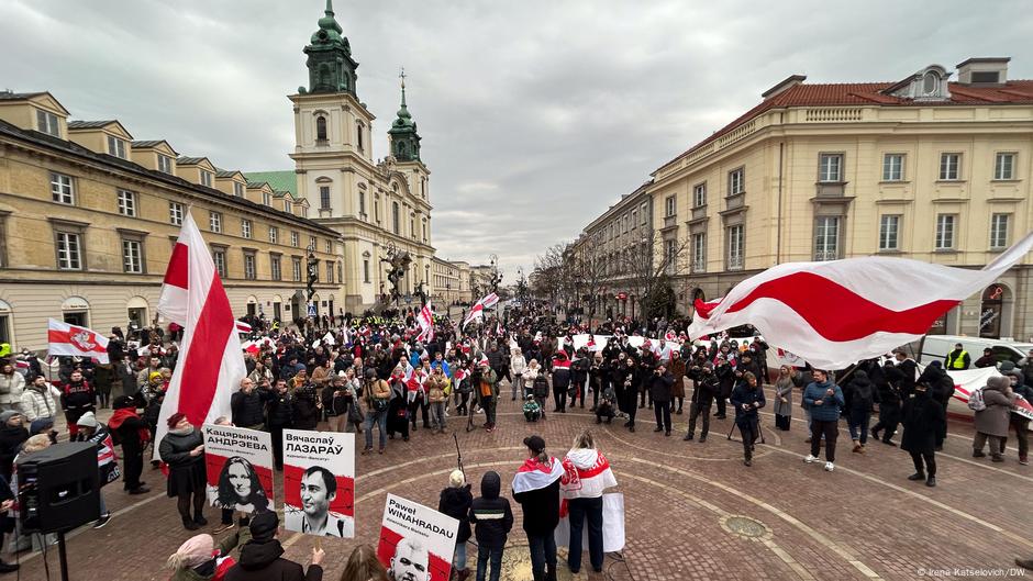 71414444 403 Deutsche Welle "Не мой выбор", Варшава