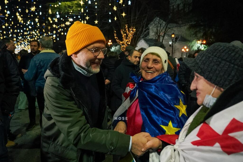 rot новости акция протеста в тбилиси, Бундестаг, Грузинская мечта, МИХАЭЛЬ РОТ, перевыборы, участники акции протеста