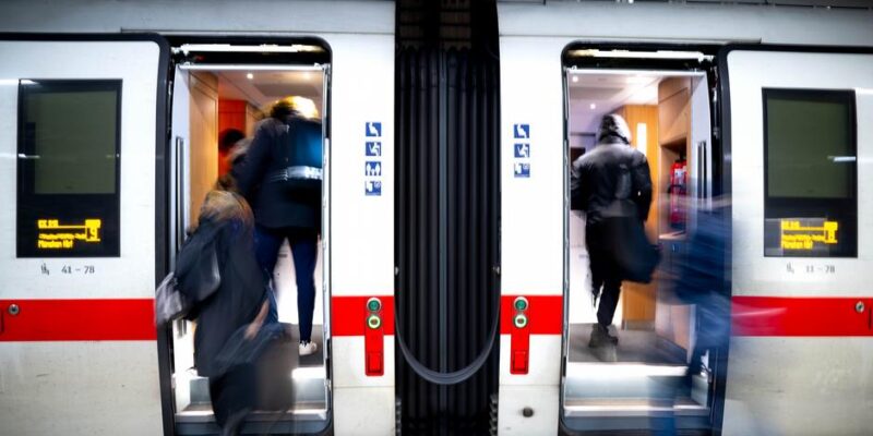 70917830 403 Deutsche Welle Deutsche Bahn