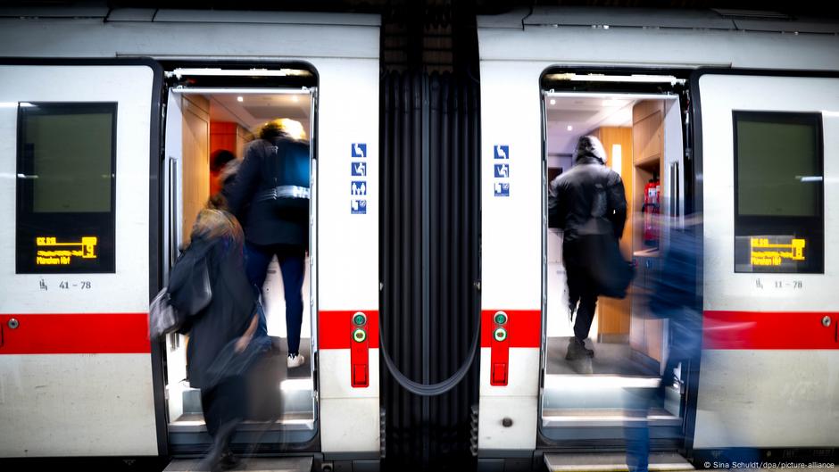 70917830 403 Deutsche Welle Deutsche Bahn